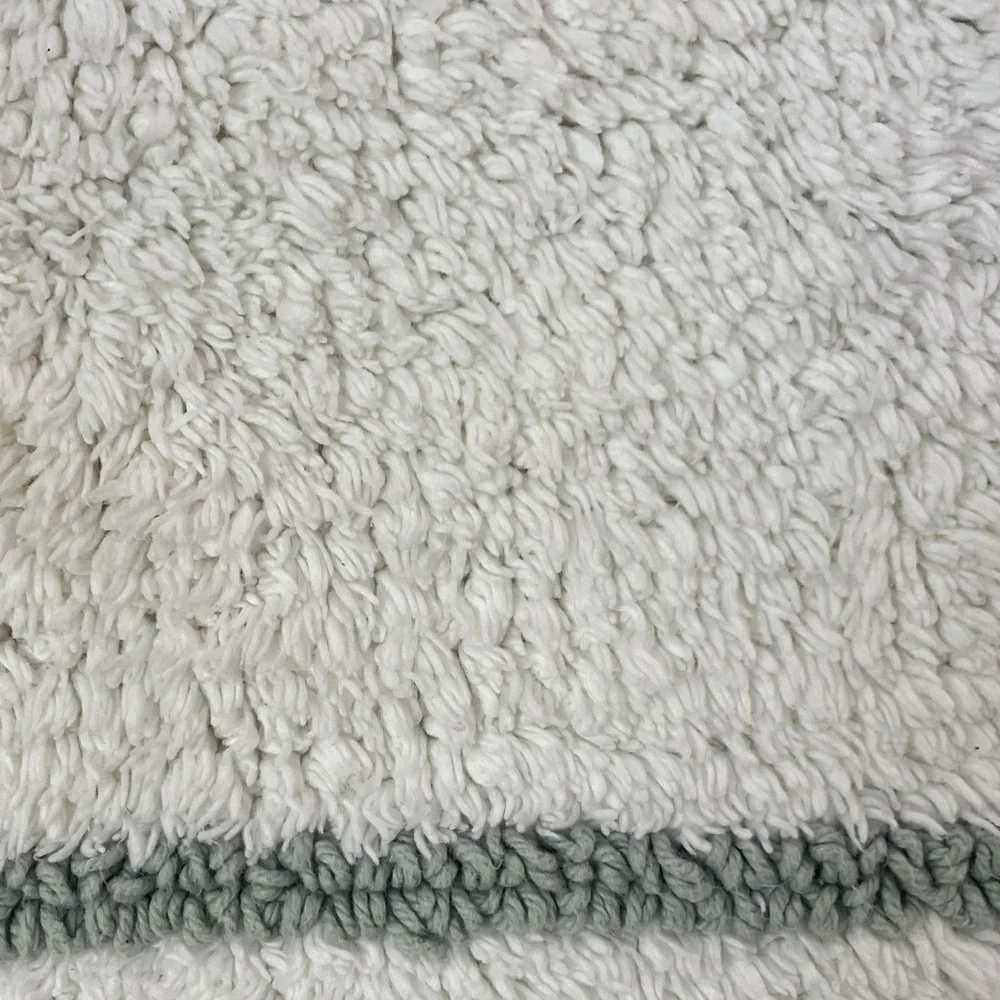 Organic Cotton White and Sea Foam Reversible Bath Mat